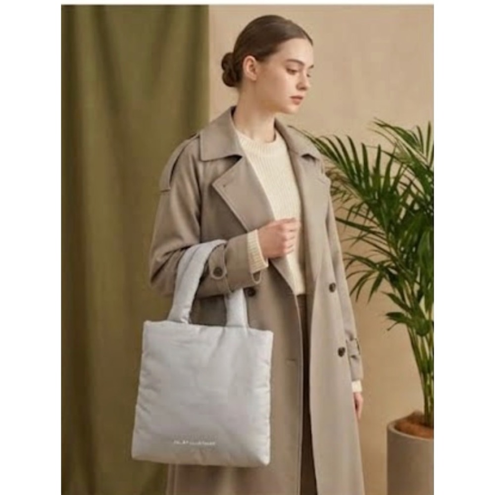 Jill by Jill Stuart Light Blue Puffer Tote Bag Minimalist Y2K Bag NWOT